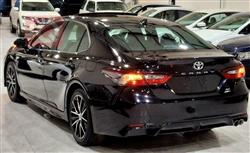 تۆیۆتا کامری